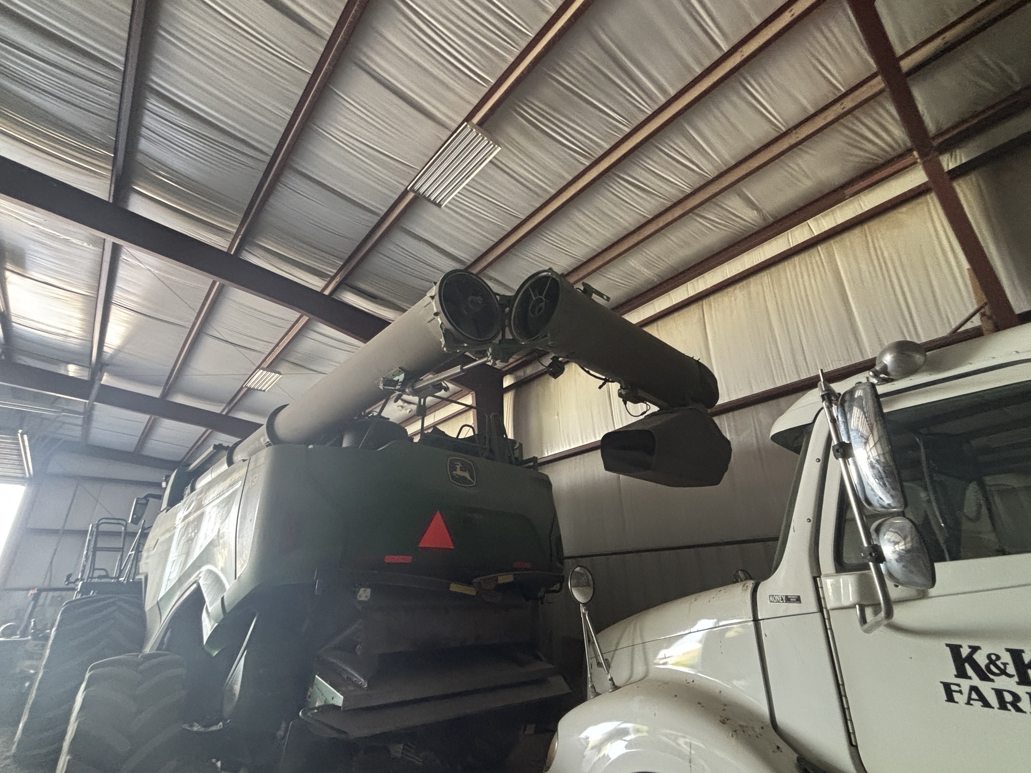 2022 John Deere X9 1000 Combine