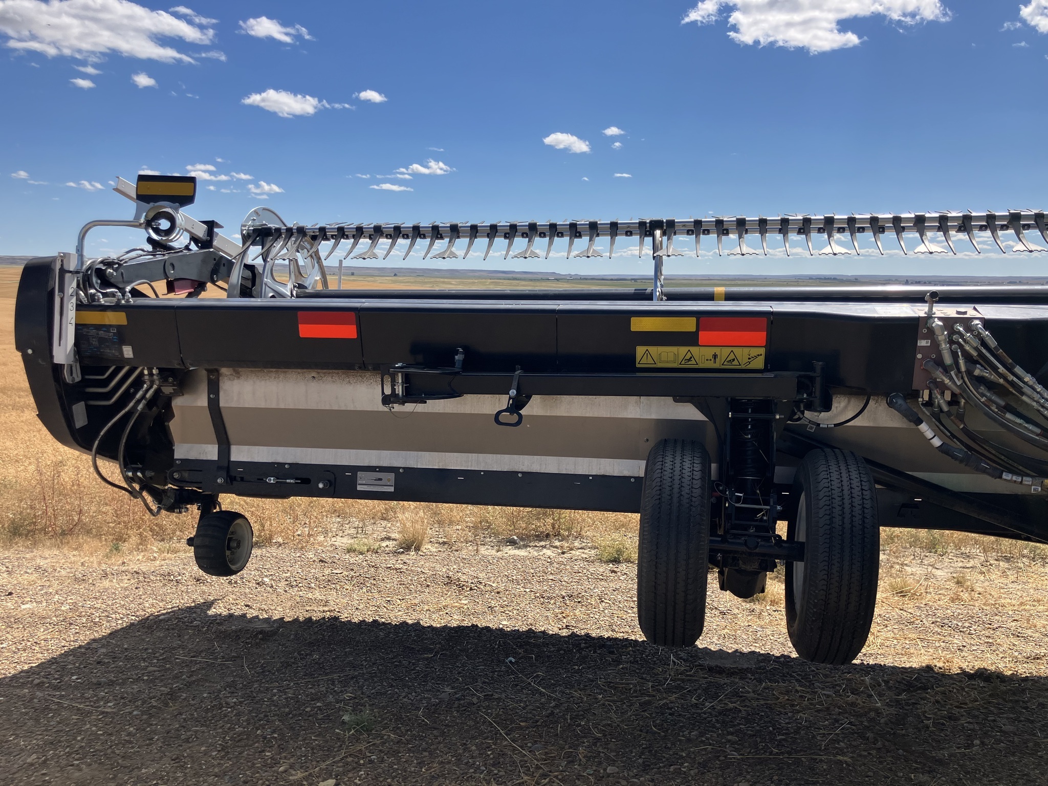 2024 MacDon FD245 Platform