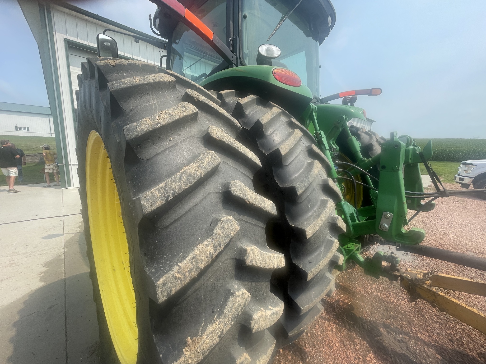 2010 John Deere 8270R Tractor