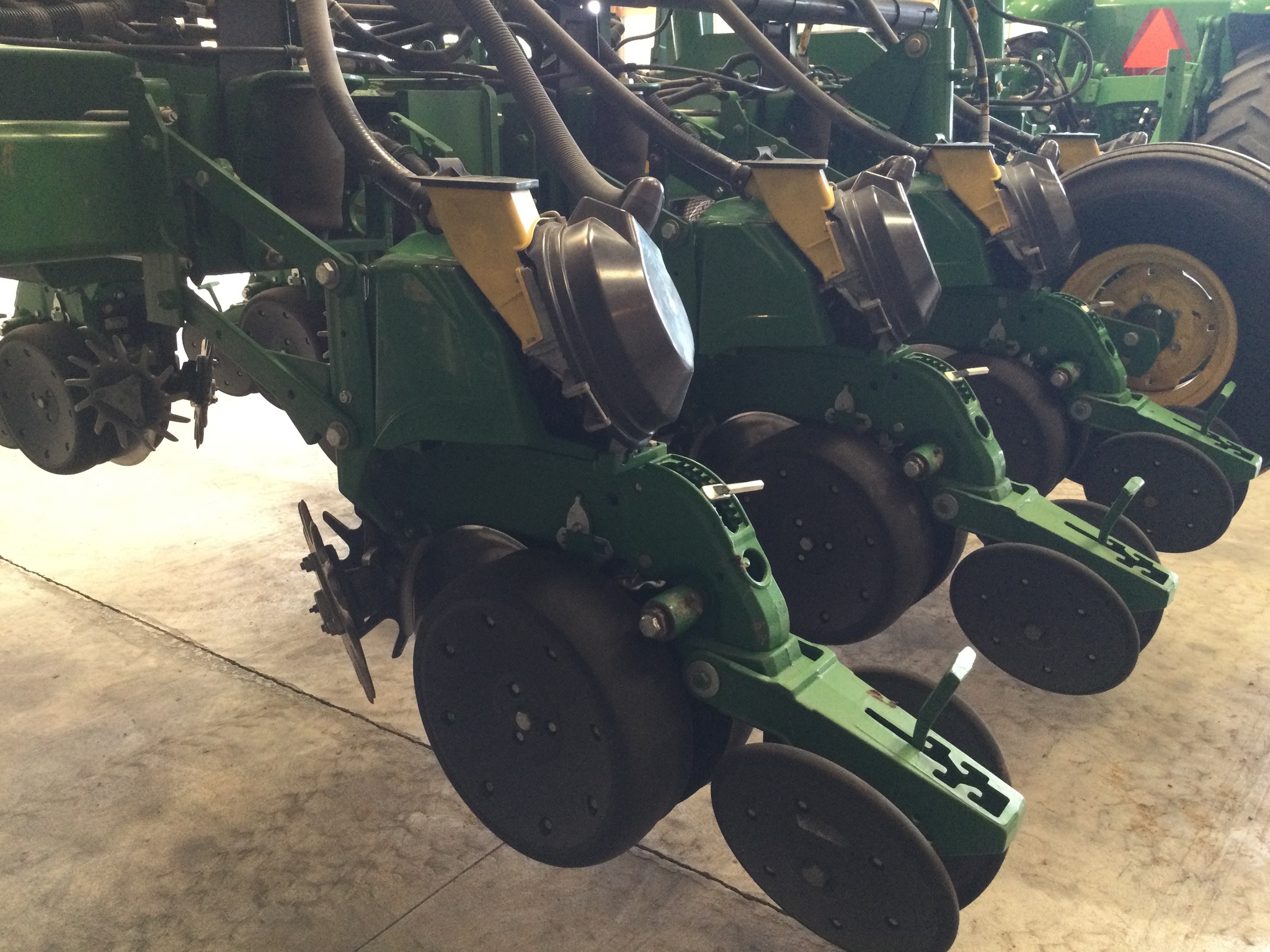2012 John Deere 1770NT CCS Planter