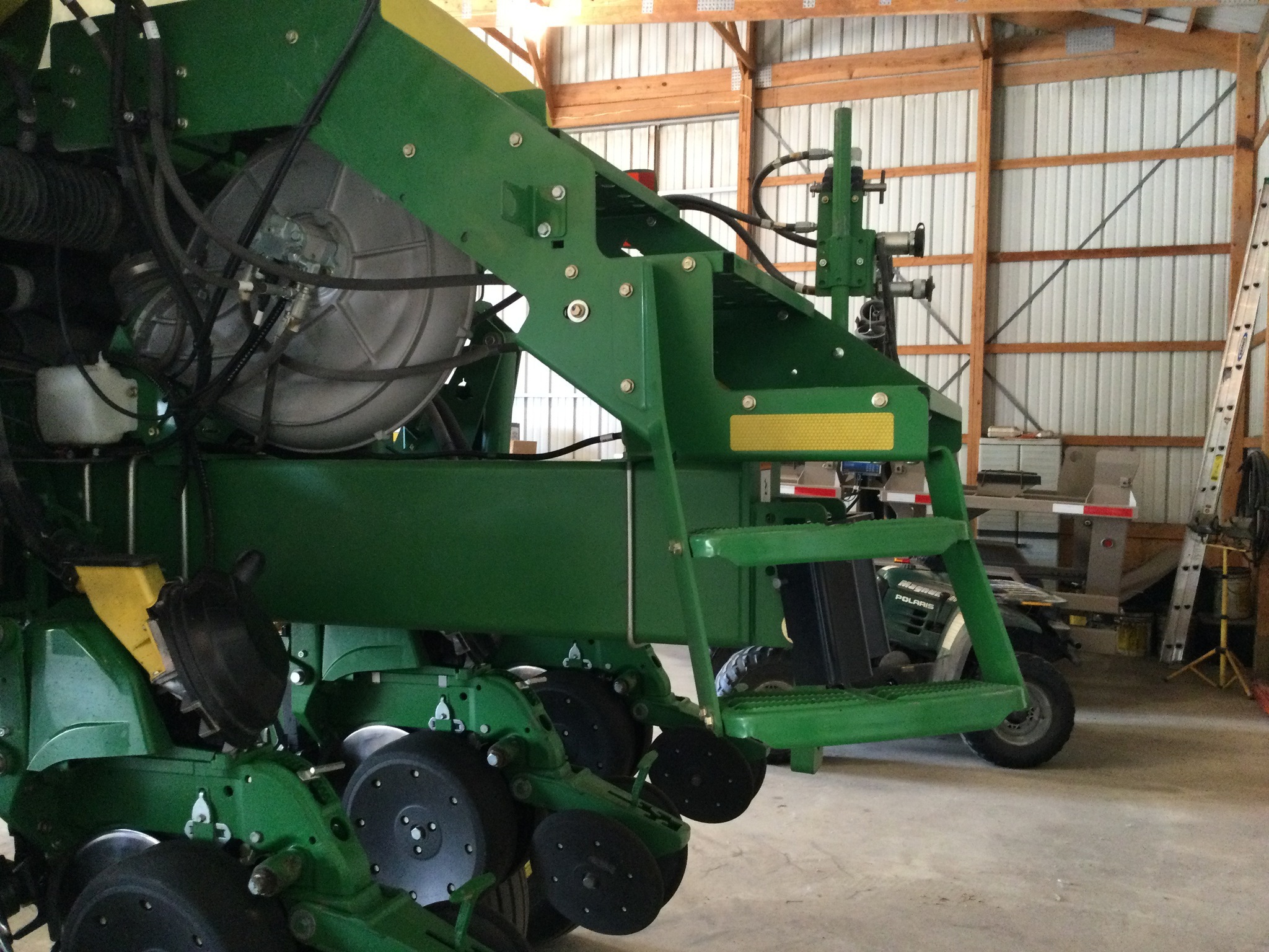 2012 John Deere 1770NT CCS Planter
