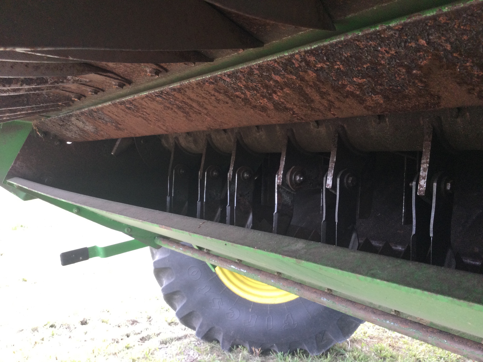 2005 John Deere 9660 STS Combine