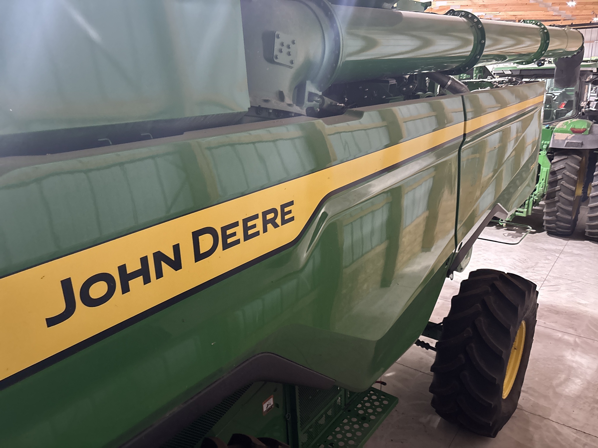 2025 John Deere S7 700 Combine