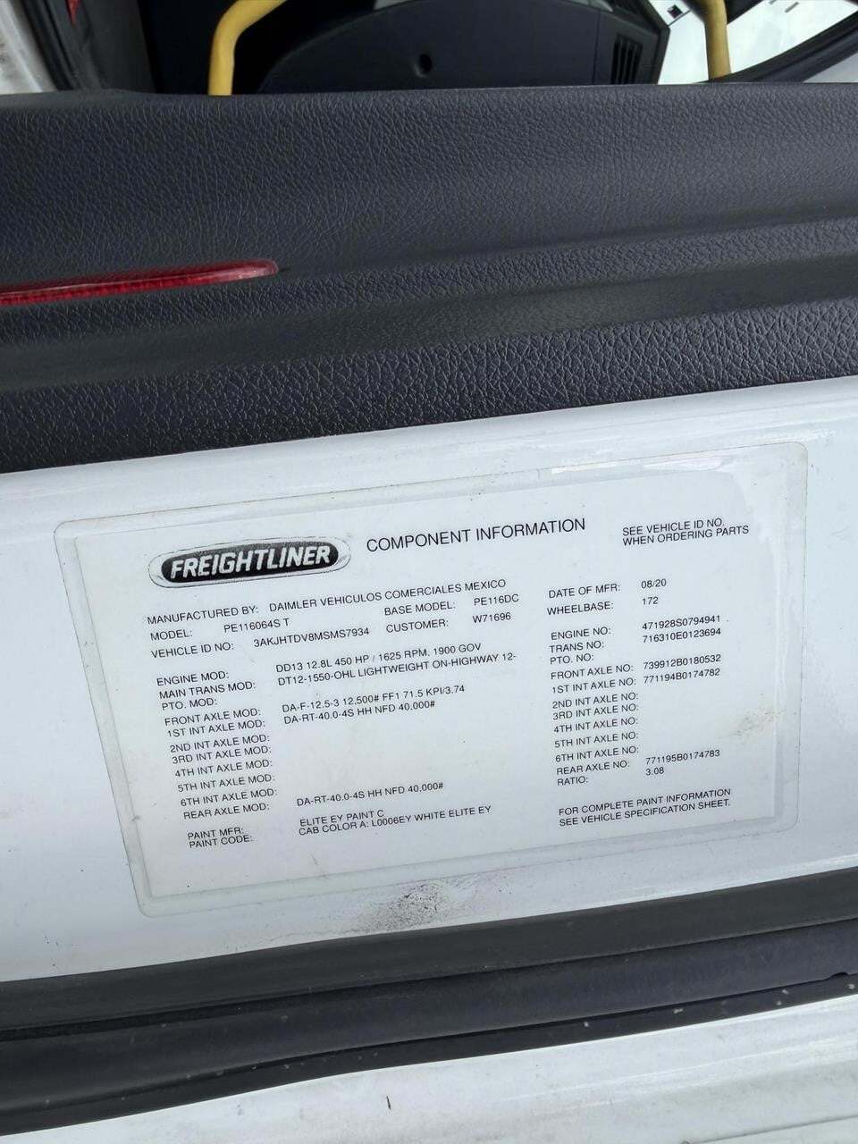 2021 Freightliner CASCADIA 116 Semi Trucks/Trailer