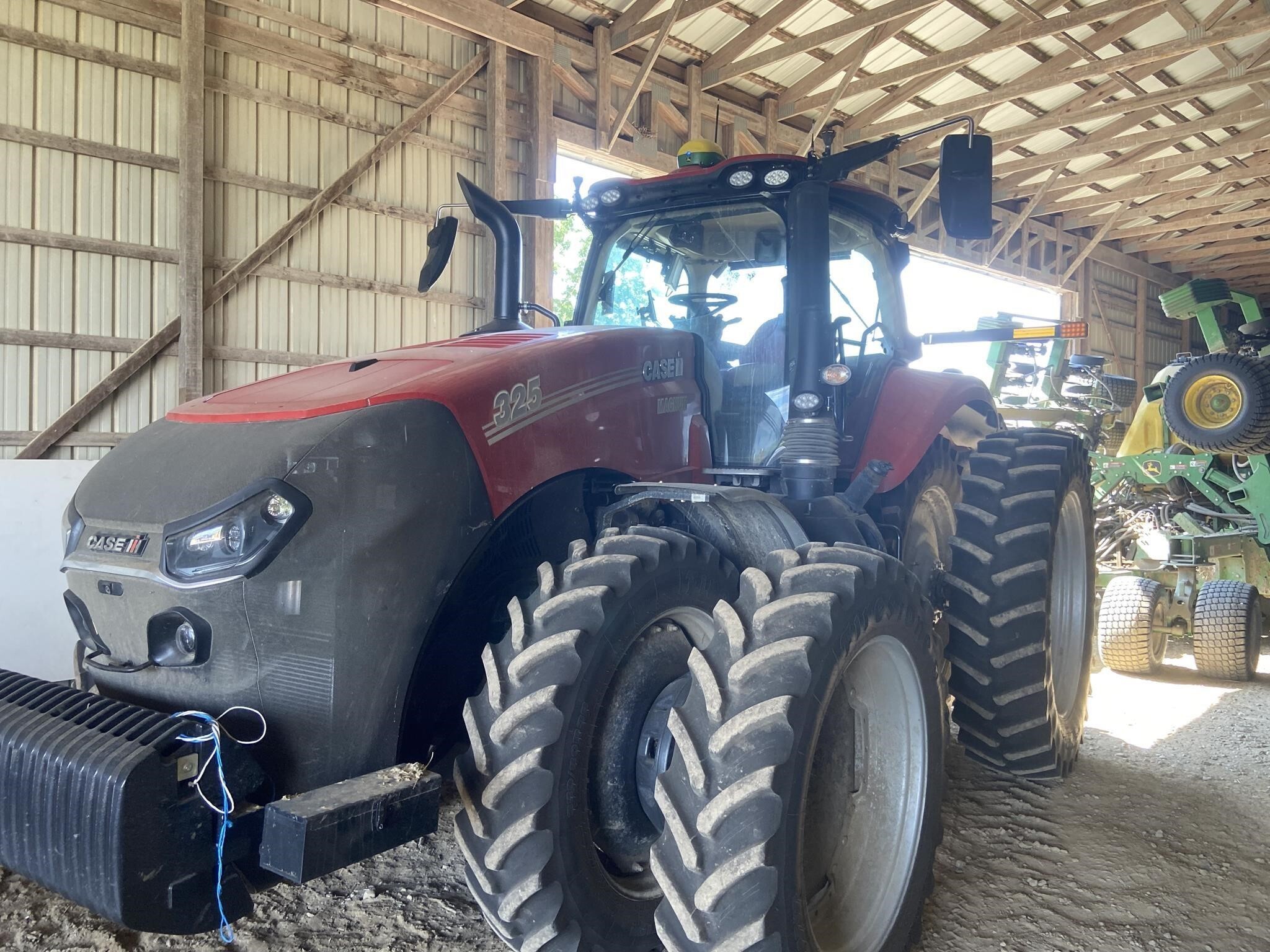 2026 Case IH Magnum 325 Tractor
