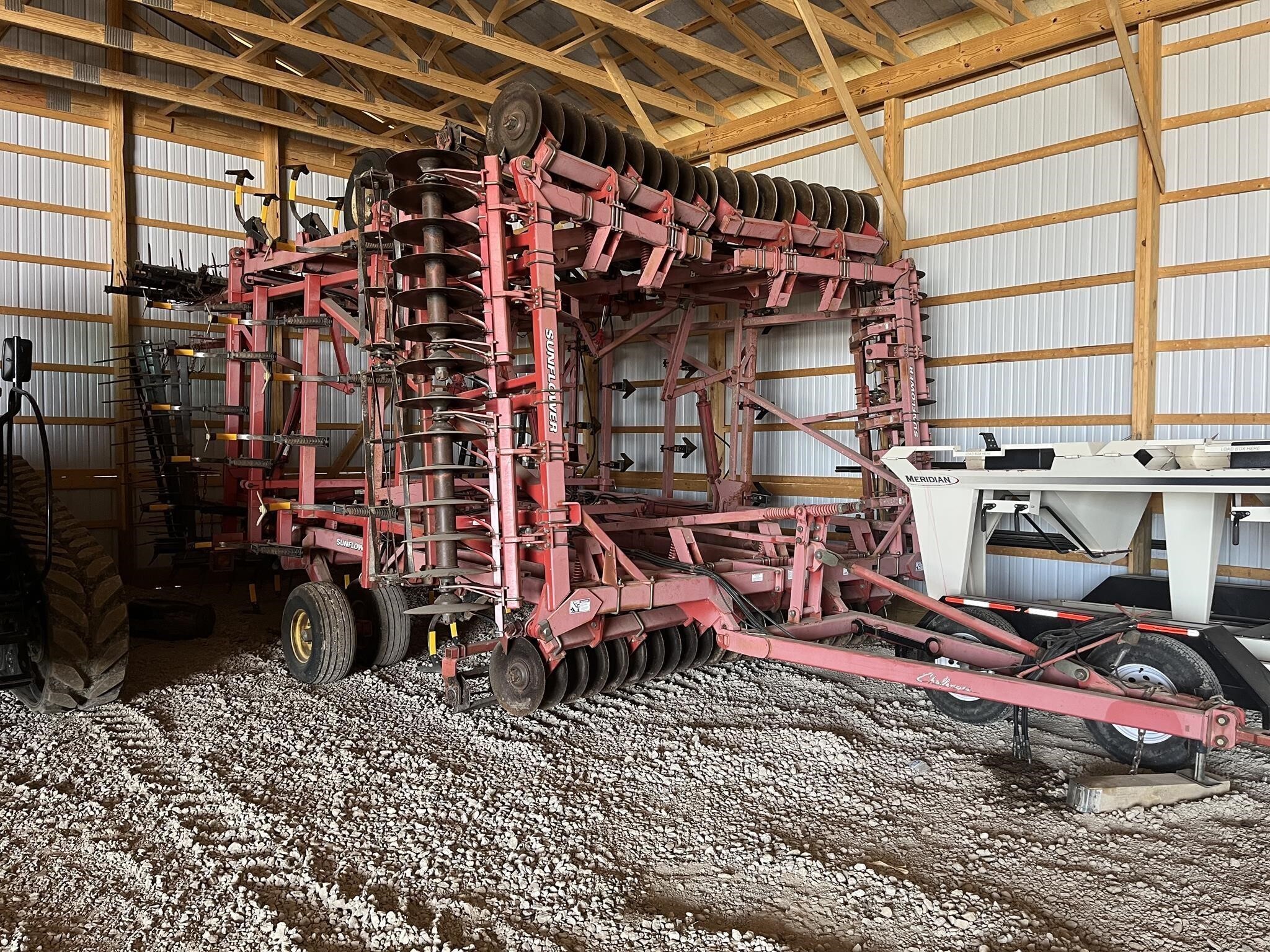 2008 Sunflower 6433-43 Soil Finisher