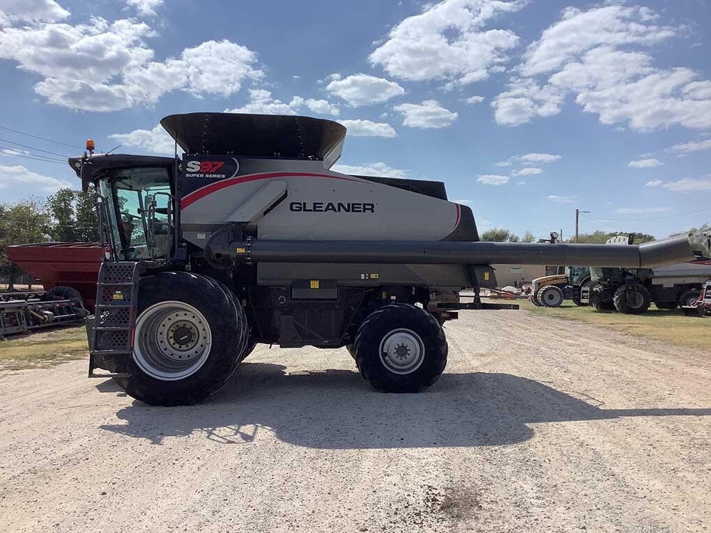 2019 Gleaner S97 Combine