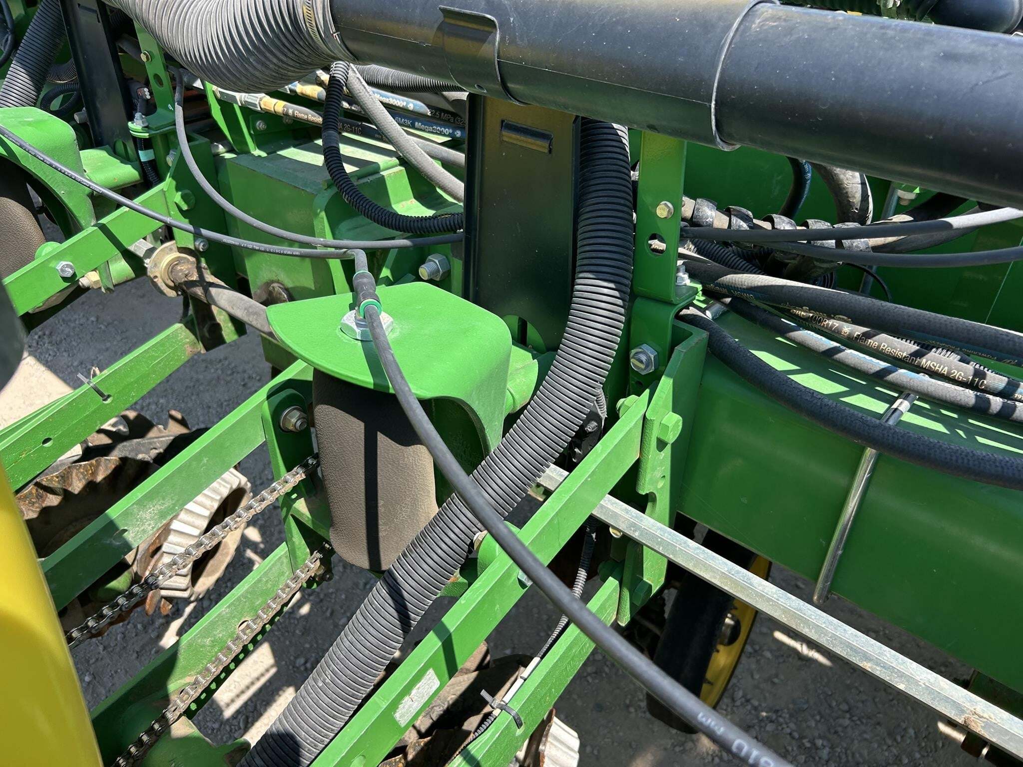 2013 John Deere 1770NT Planter