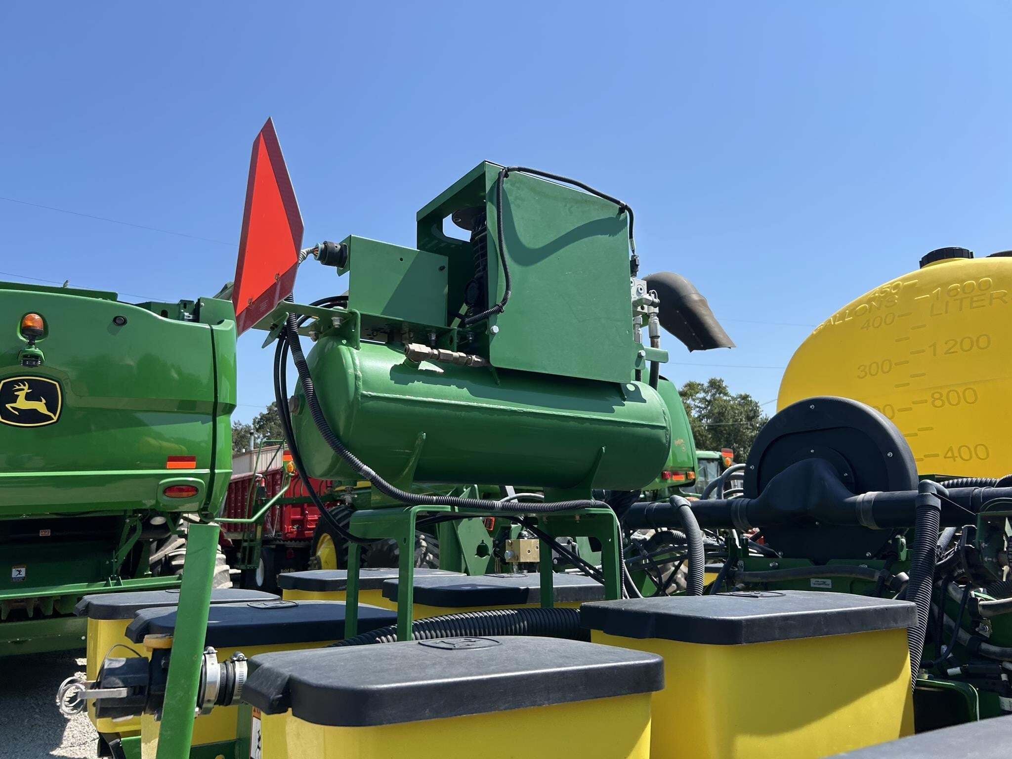 2013 John Deere 1770NT Planter