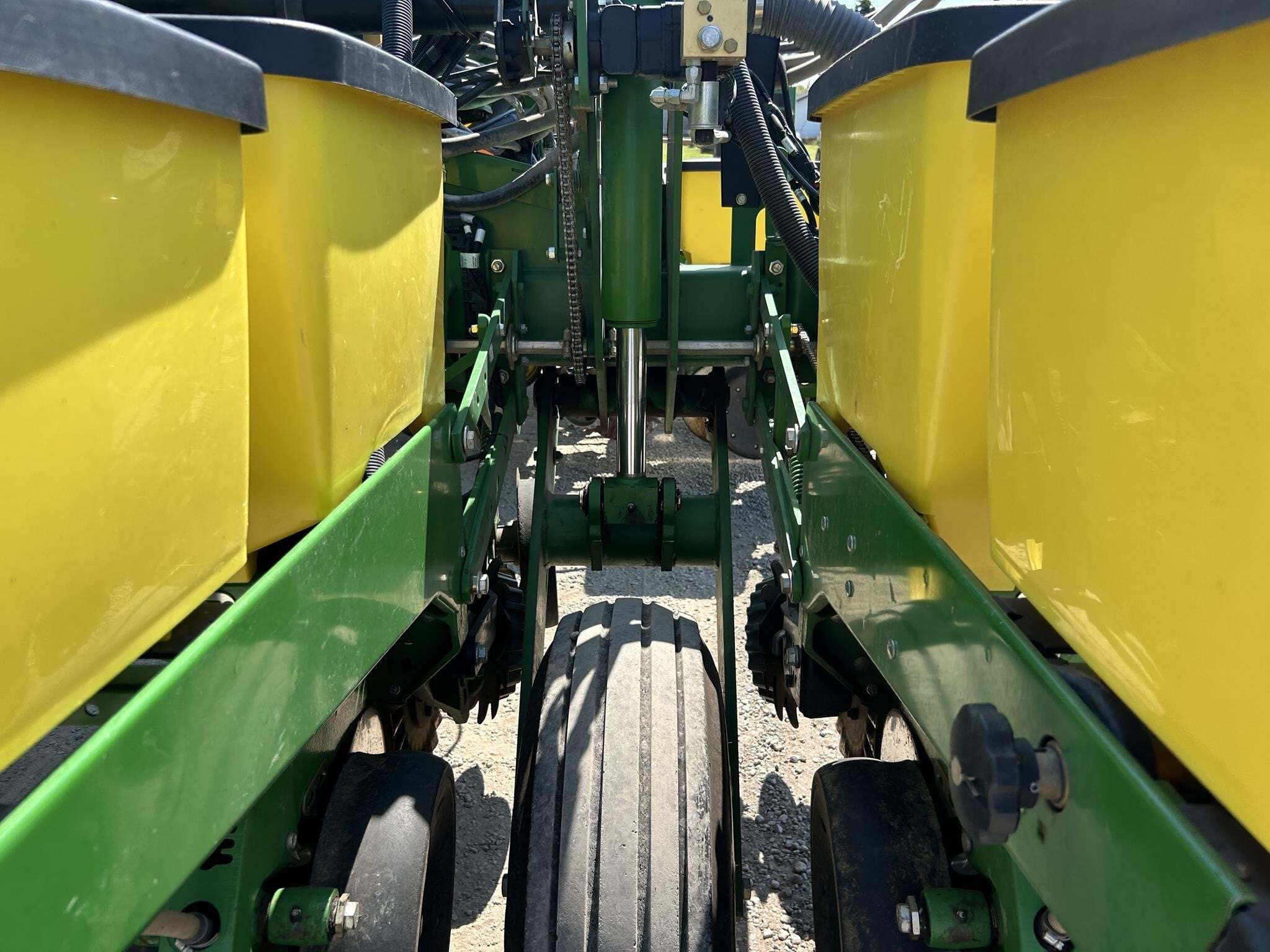 2013 John Deere 1770NT Planter