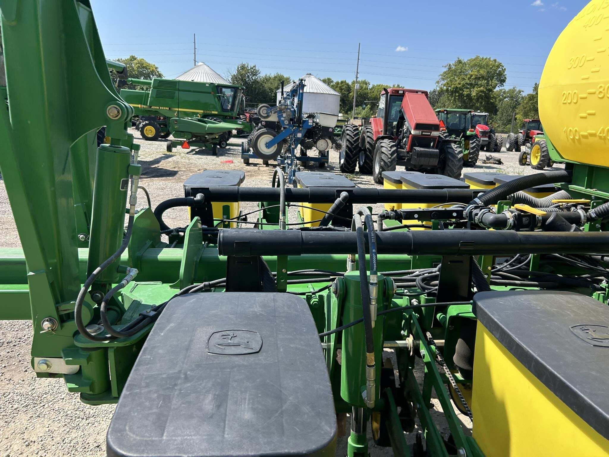 2013 John Deere 1770NT Planter