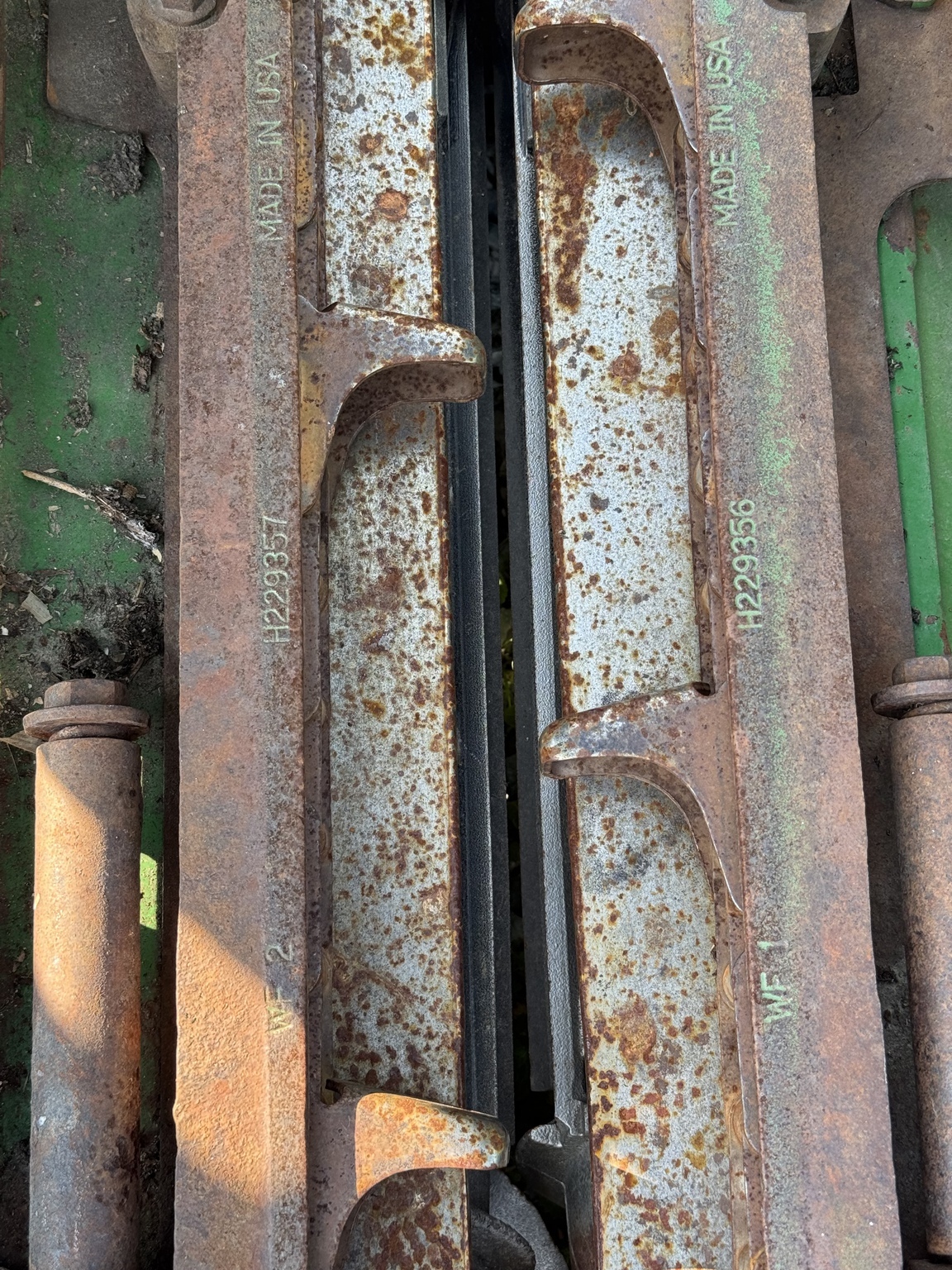 2007 John Deere 608C StalkMaster Corn Head