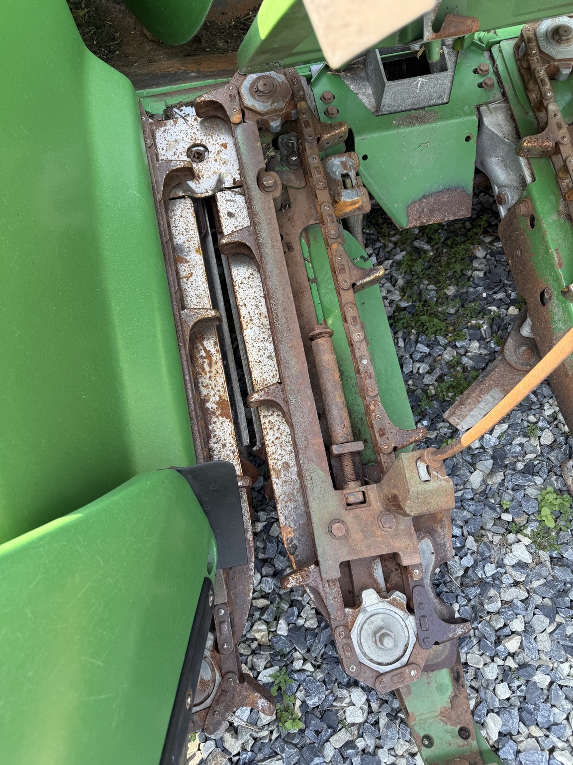 2007 John Deere 608C StalkMaster Corn Head