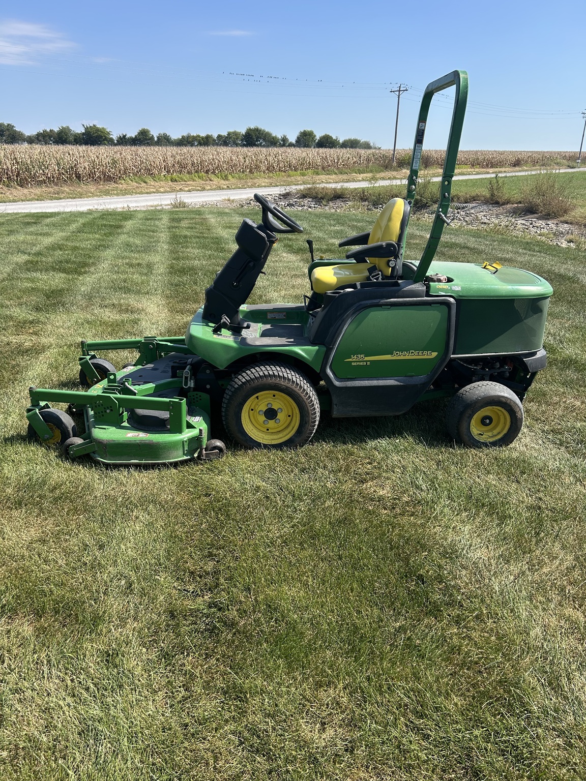 2013 John Deere 1435 Lawn Mower