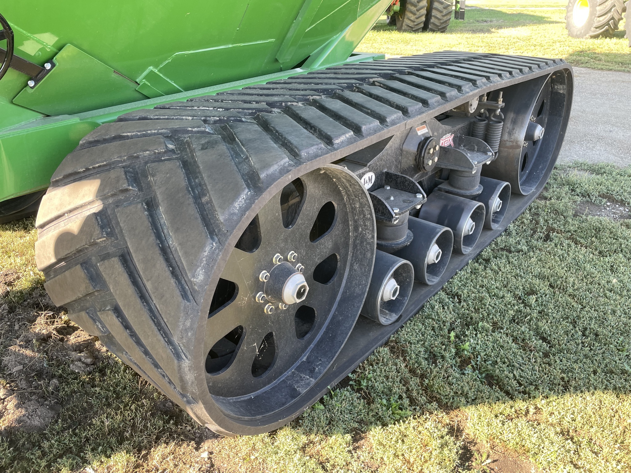 2020 J&M 1522X Grain Cart