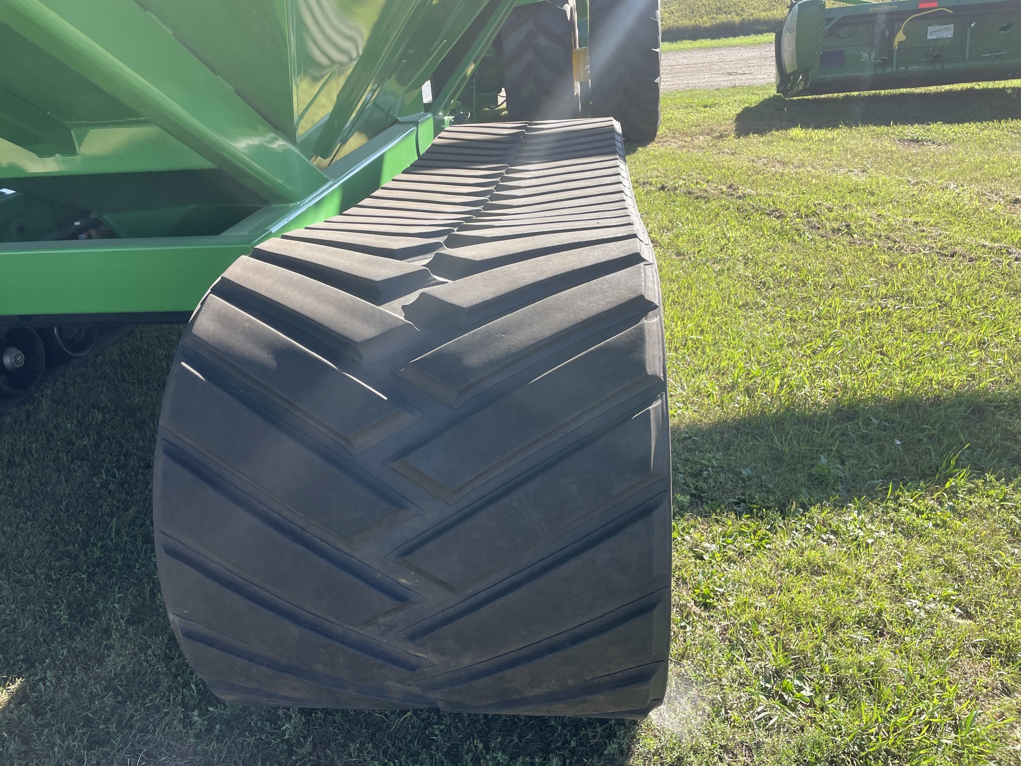 2019 J&M 1522X Grain Cart