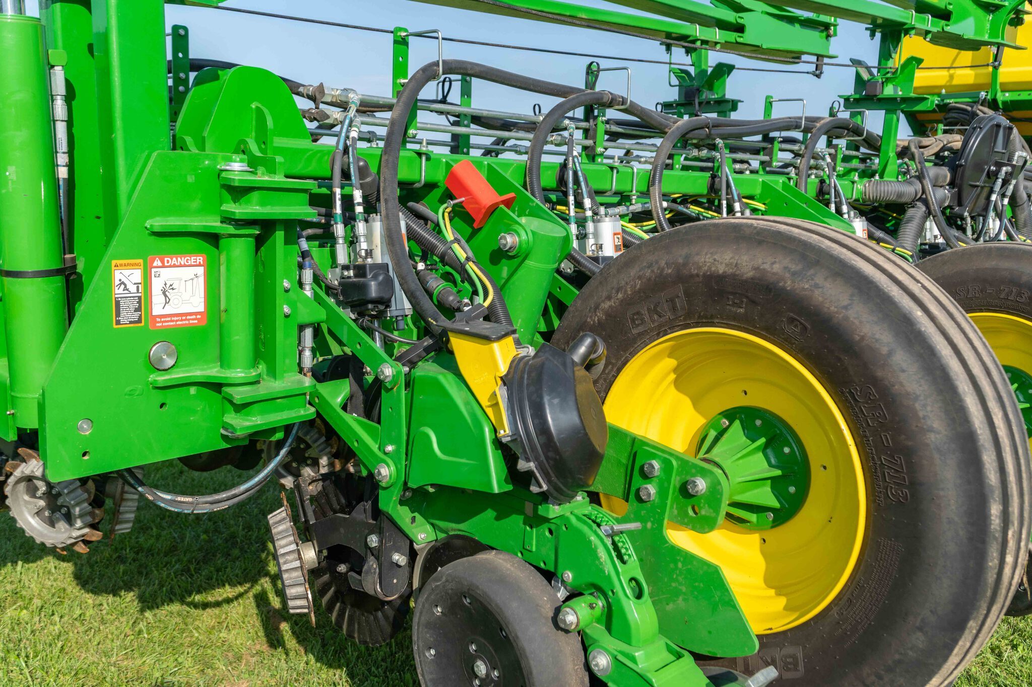 2025 John Deere 1775 Planter