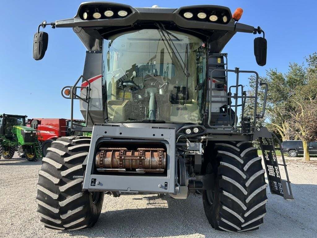 2019 Gleaner S97 Combine