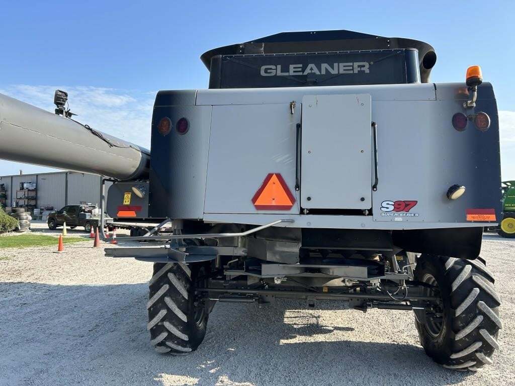 2019 Gleaner S97 Combine
