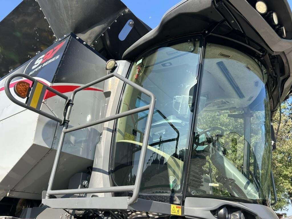2019 Gleaner S97 Combine