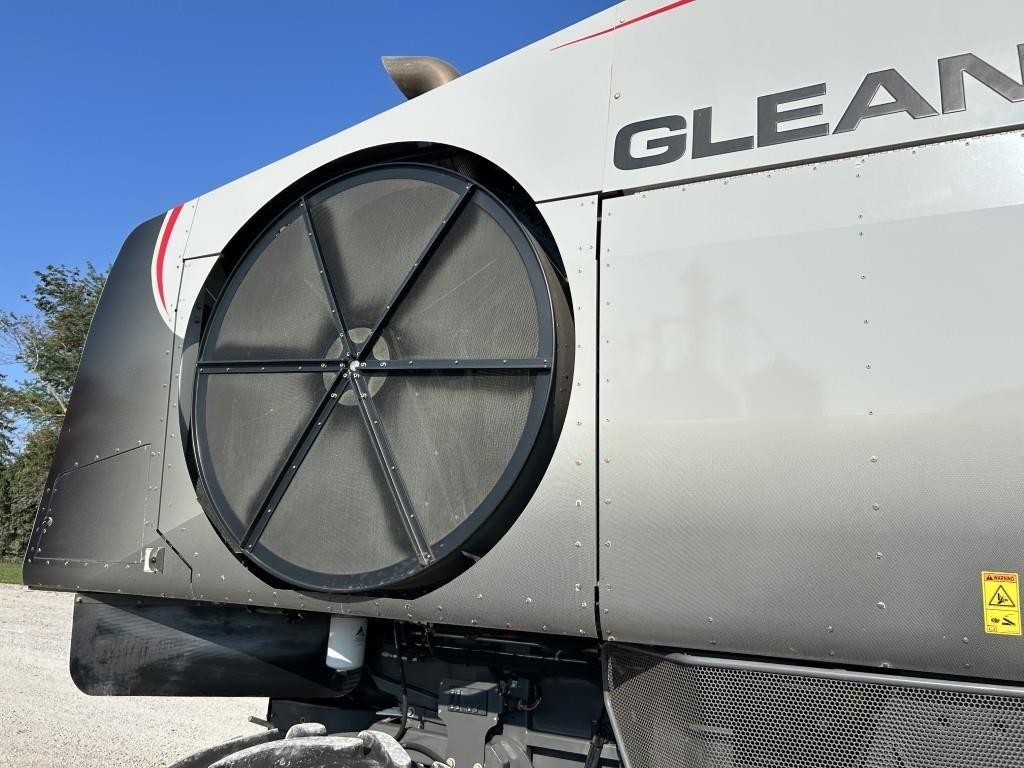 2019 Gleaner S97 Combine
