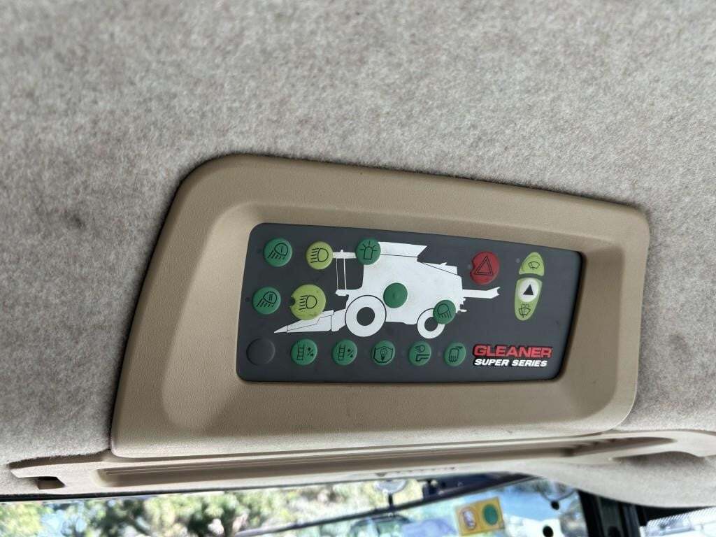 2019 Gleaner S97 Combine