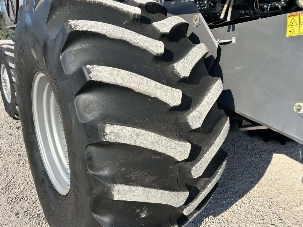2019 Gleaner S97 Combine