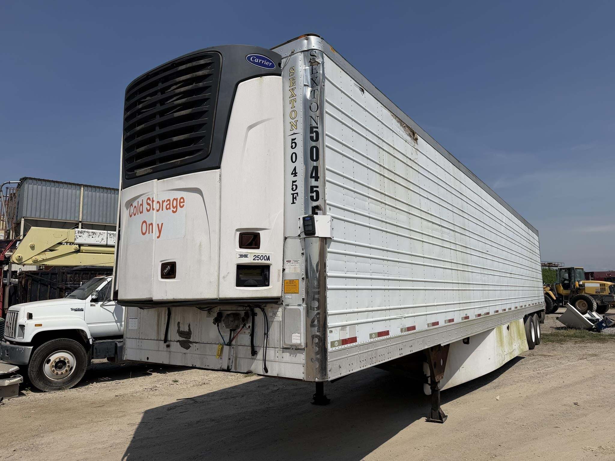 2010 Utility 53 FT REEFER Box Trucks/Trailer
