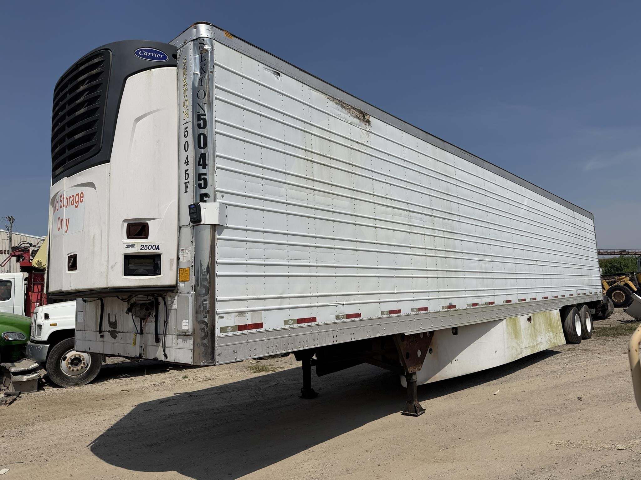 2010 Utility 53 FT REEFER Box Trucks/Trailer