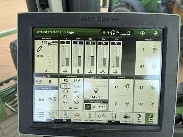 2022 John Deere 7R 210 Tractor