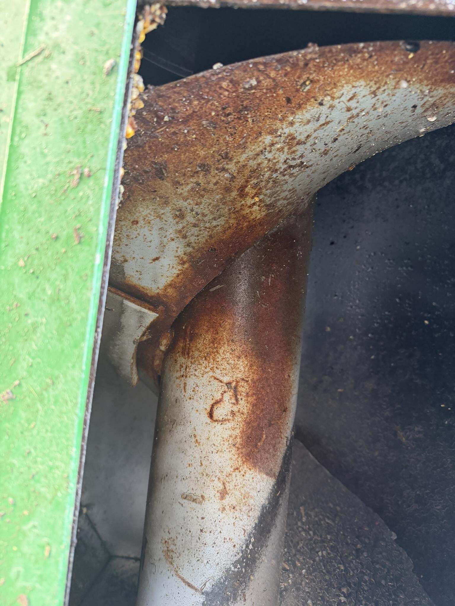 2014 J&M 1051-22 Grain Cart