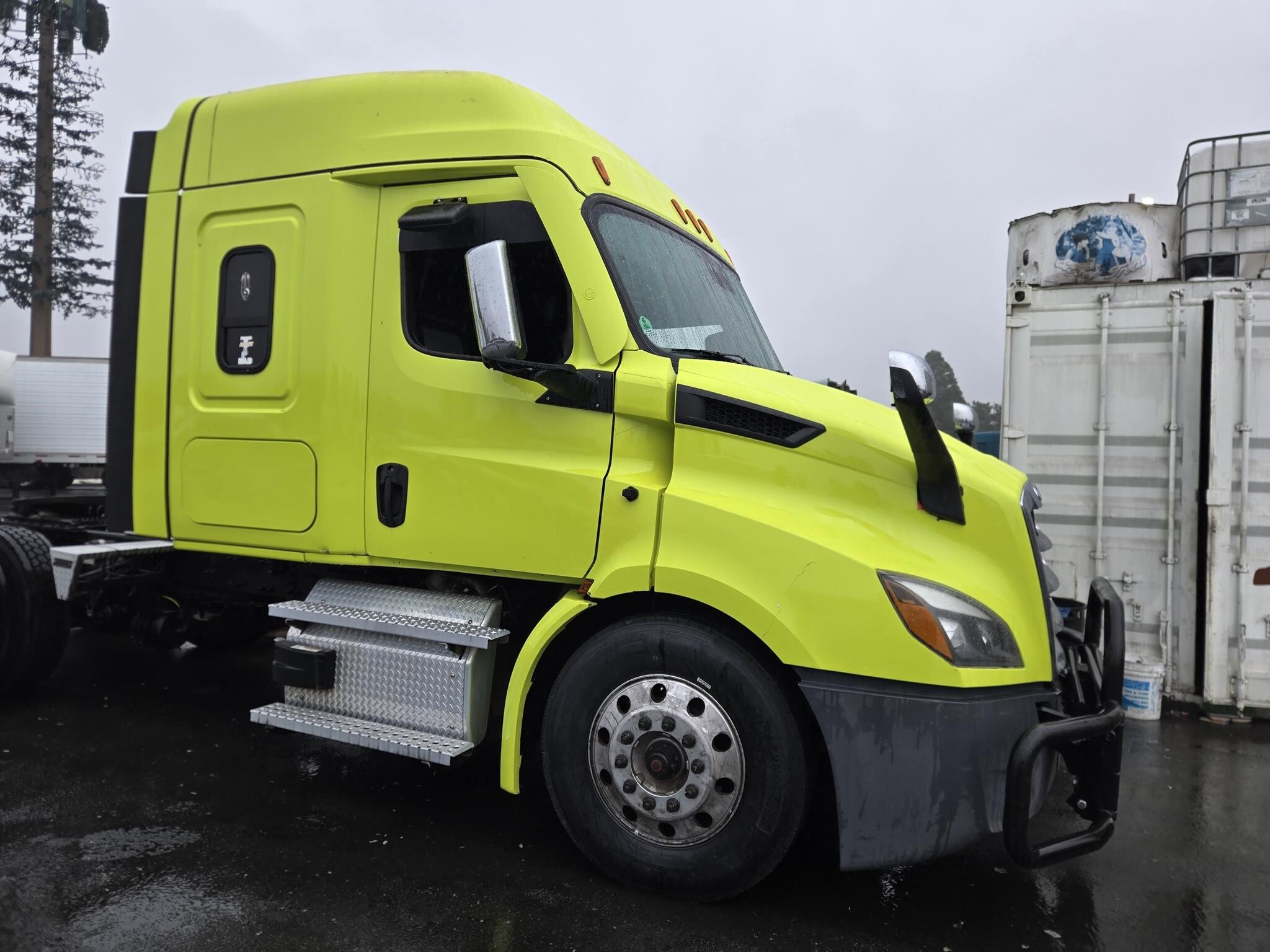 2022 Freightliner CASCADIA 116 Semi Trucks/Trailer