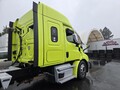 2022 Freightliner CASCADIA 116 Semi Trucks/Trailer