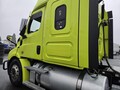 2022 Freightliner CASCADIA 116 Semi Trucks/Trailer