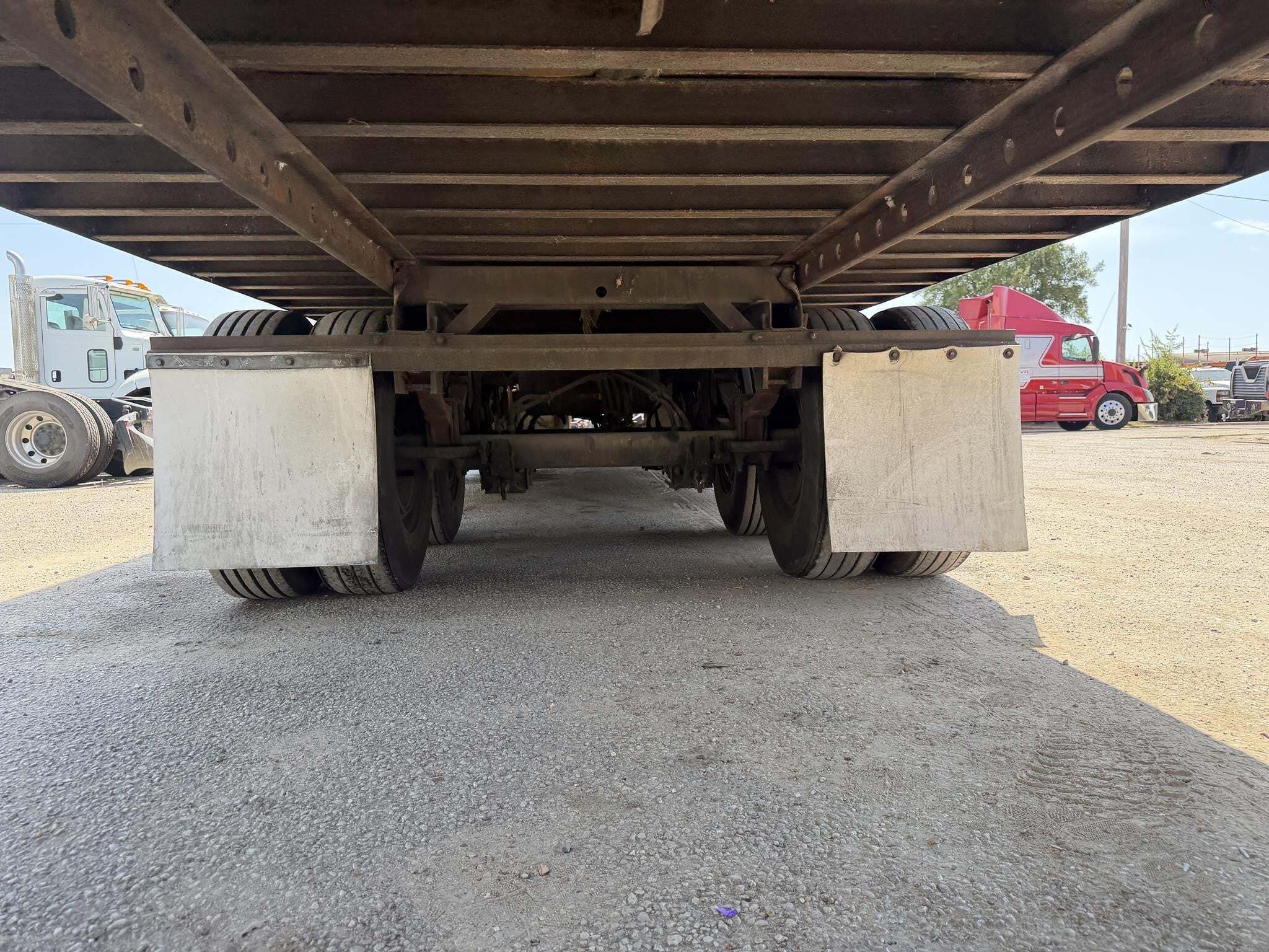 2010 Utility 53 FT REEFER Box Trucks/Trailer
