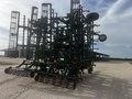 2013 John Deere 2210 Field Cultivator