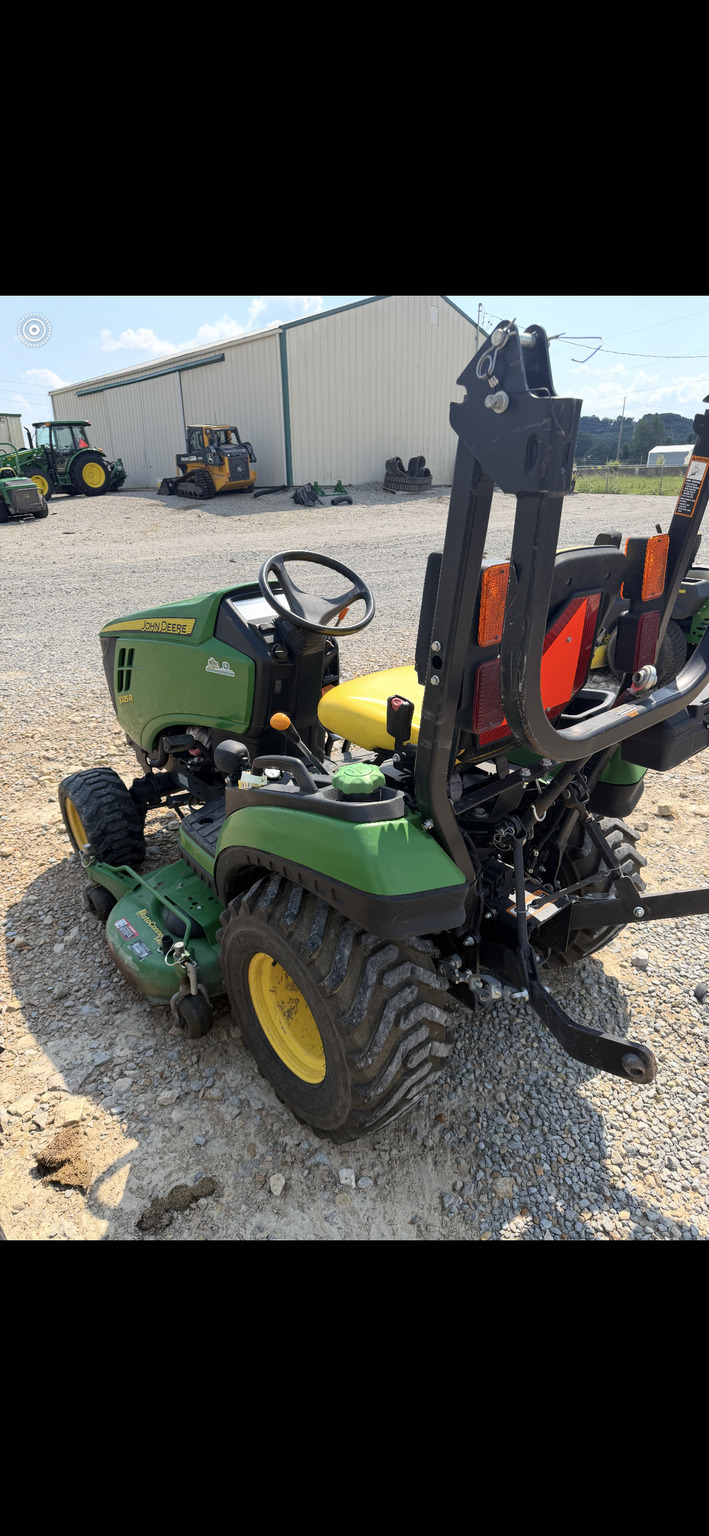 2015 John Deere 1025R Tractor