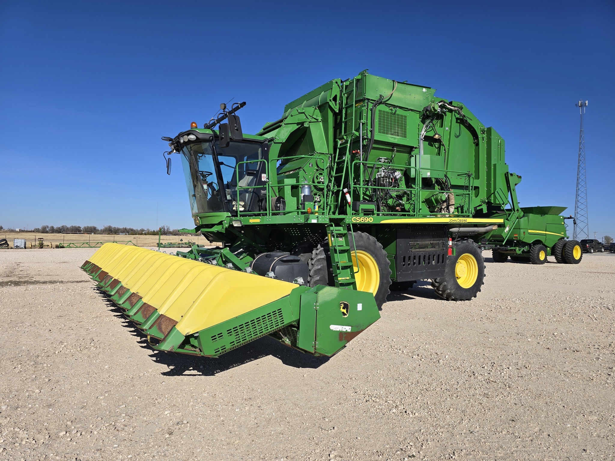 2015 John Deere CS690 Cotton Equipment