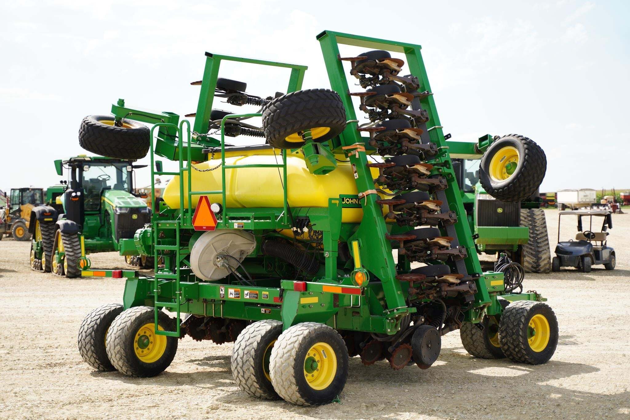 2005 John Deere 1990 Air Seeder