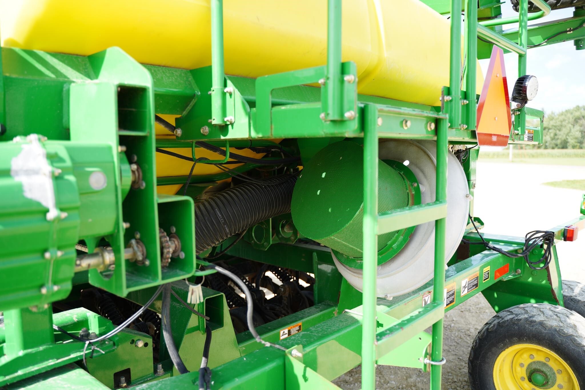 2005 John Deere 1990 Air Seeder