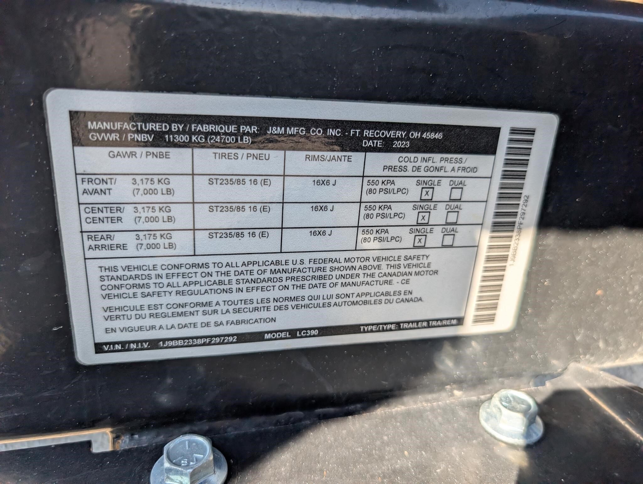 2023 J&M LC390 Seed Tender