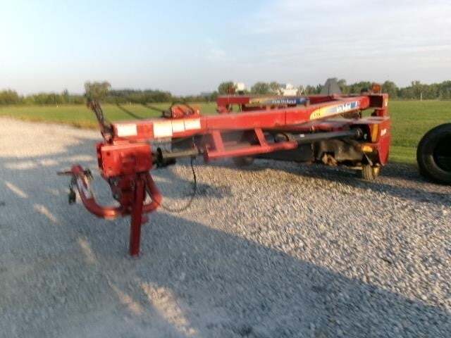 2013 New Holland H7230 Mower Conditioner