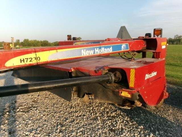 2013 New Holland H7230 Mower Conditioner