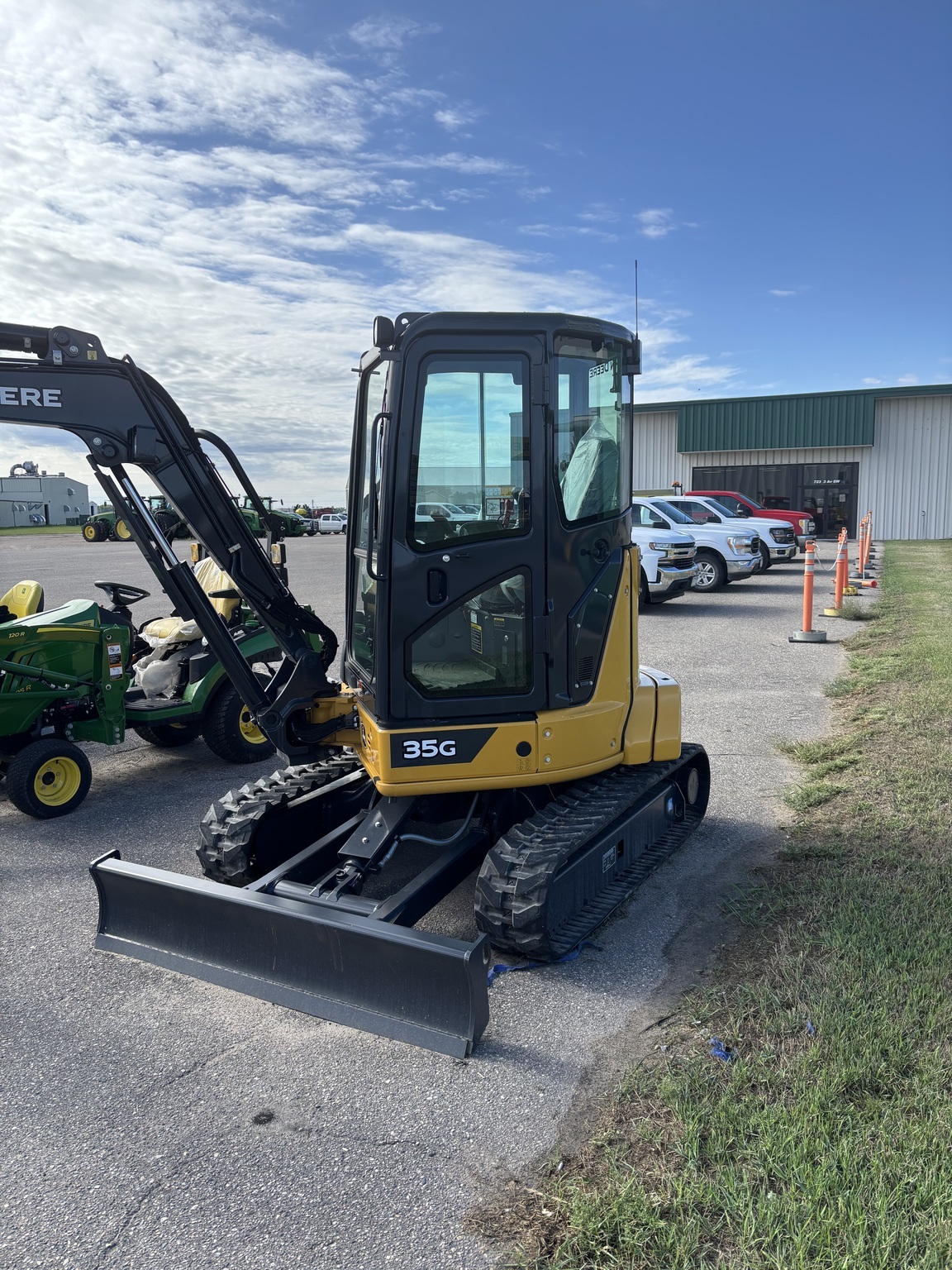 2022 Deere 35G Mini Excavator