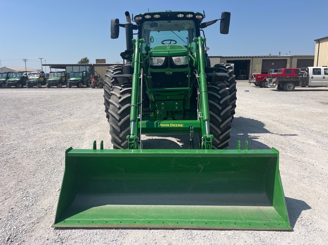 2025 John Deere 6R 195 Tractor