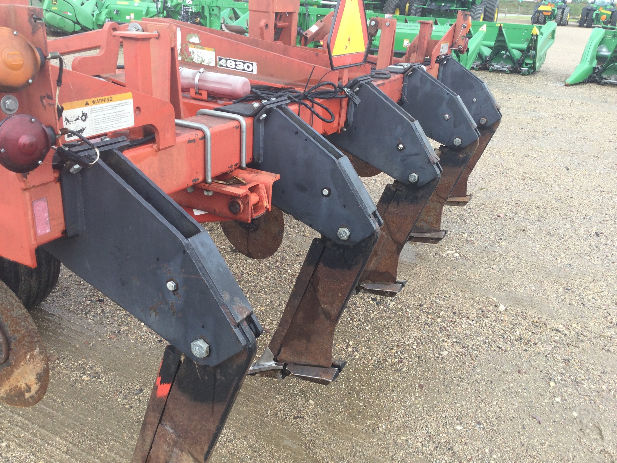 2001 Krause 4830-530R In-Line Ripper