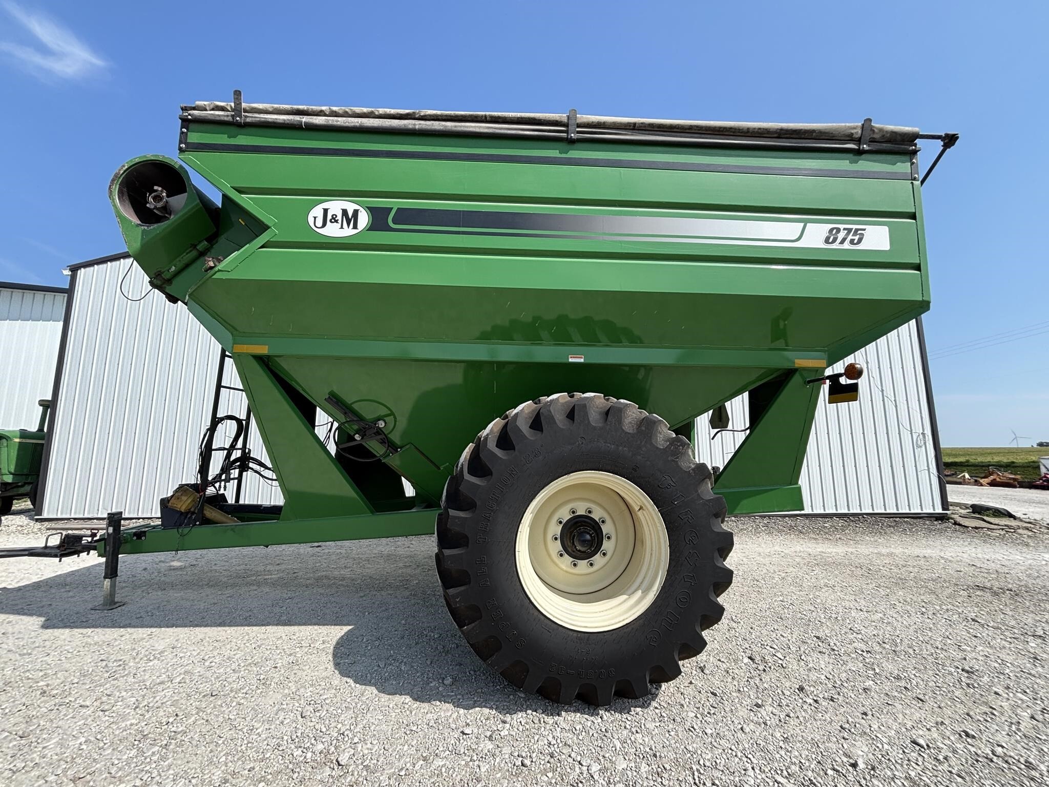  J&M 875-18 Grain Cart
