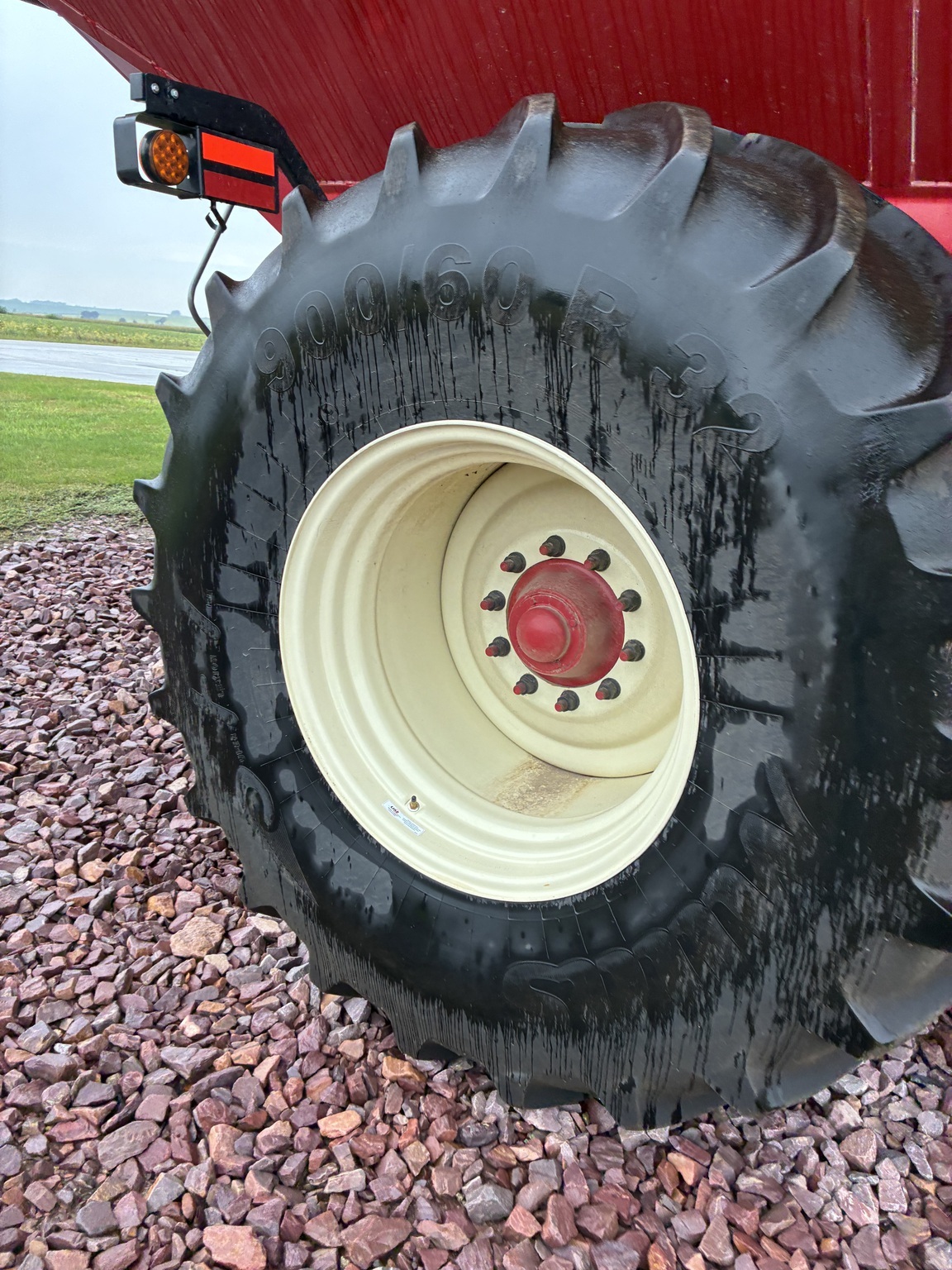 2017 Parker 1039 Grain Cart