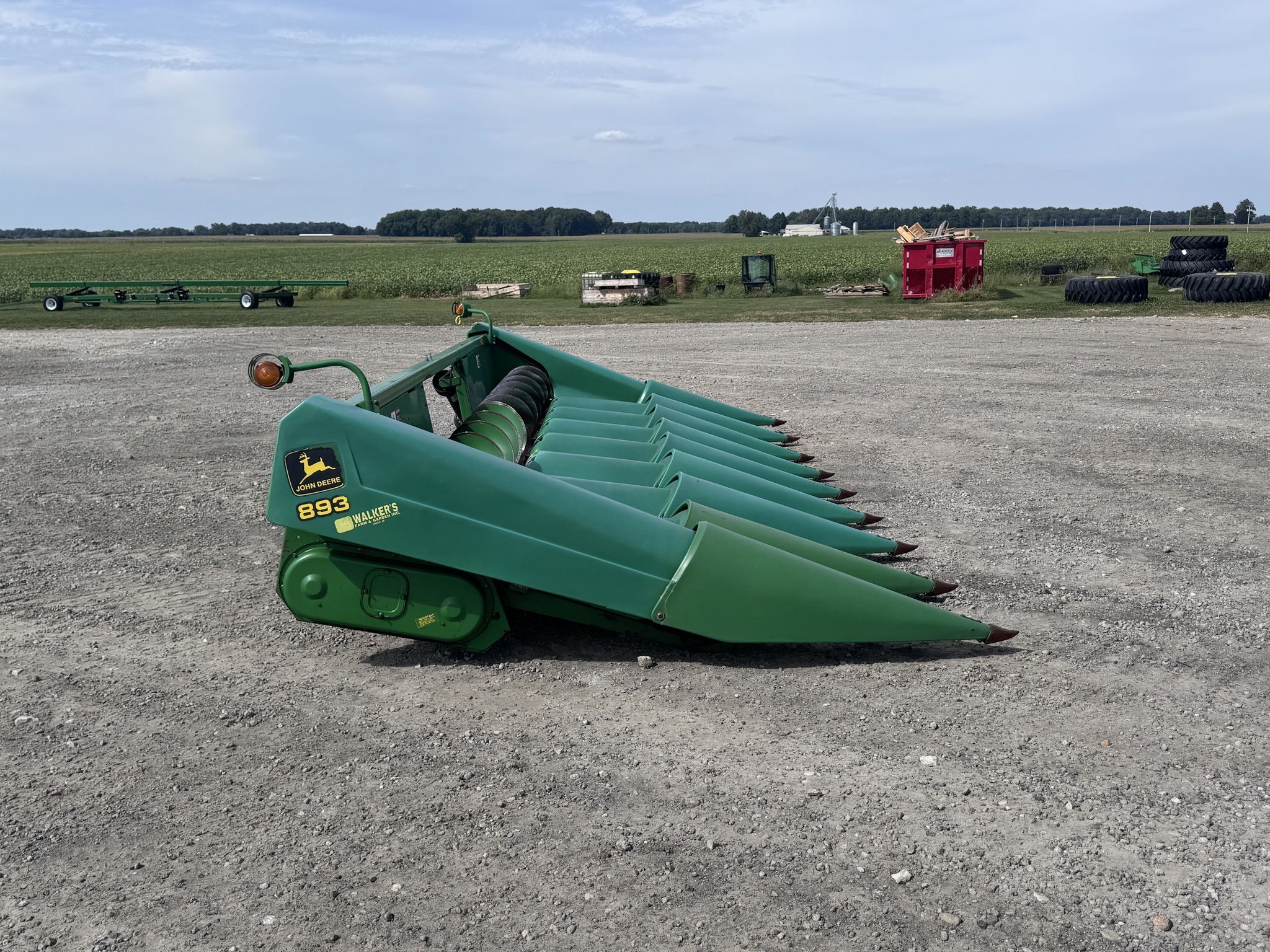 1996 John Deere 893 Corn Head