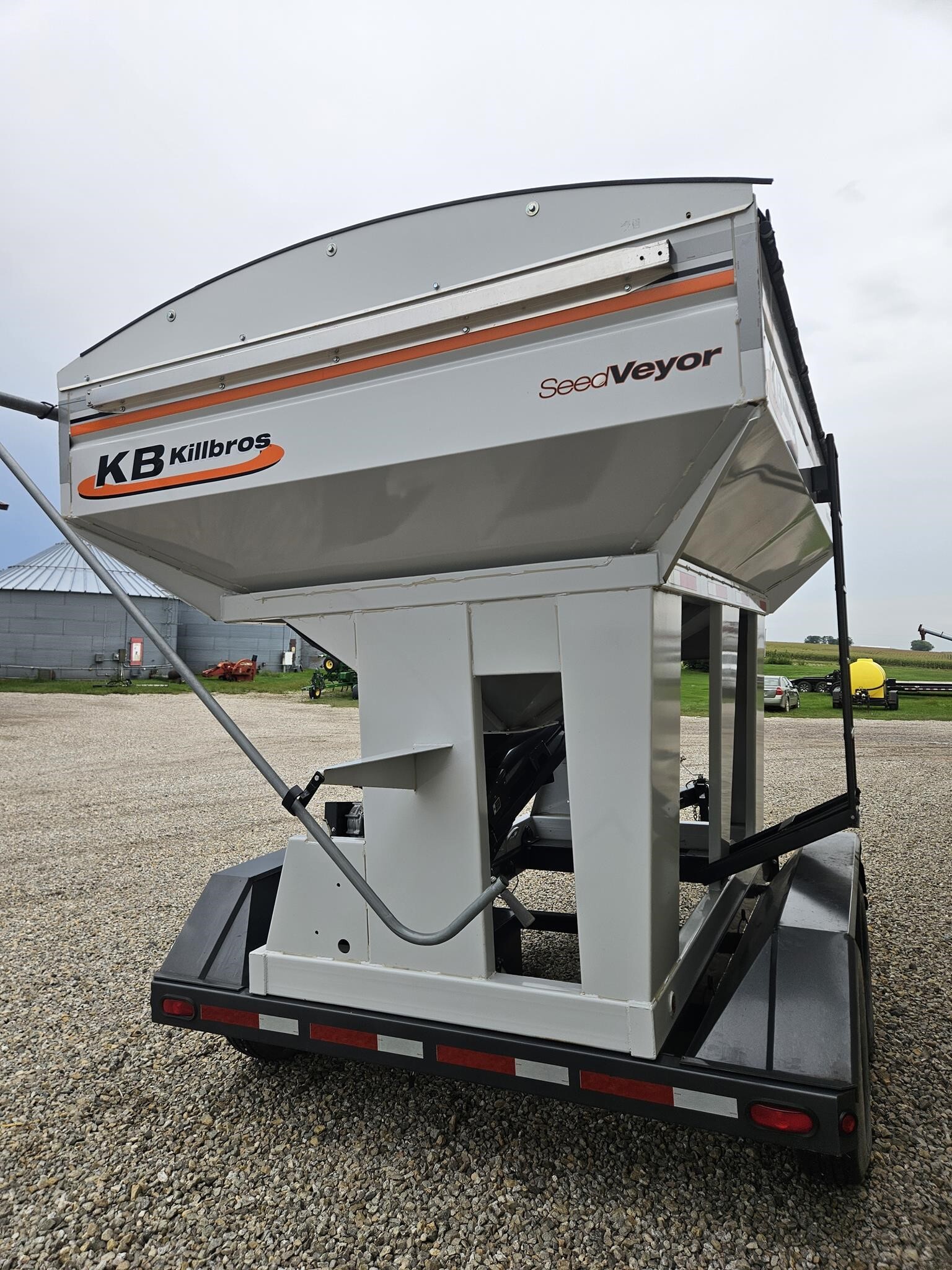  Killbros Seedveyor 260 Seed Tender